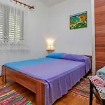 Dijana-2 By Interhome شقة بريغراديكا