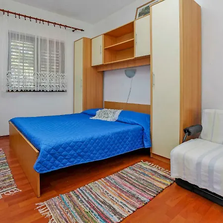 Apartamento Dijana-2 By Interhome Prigradica